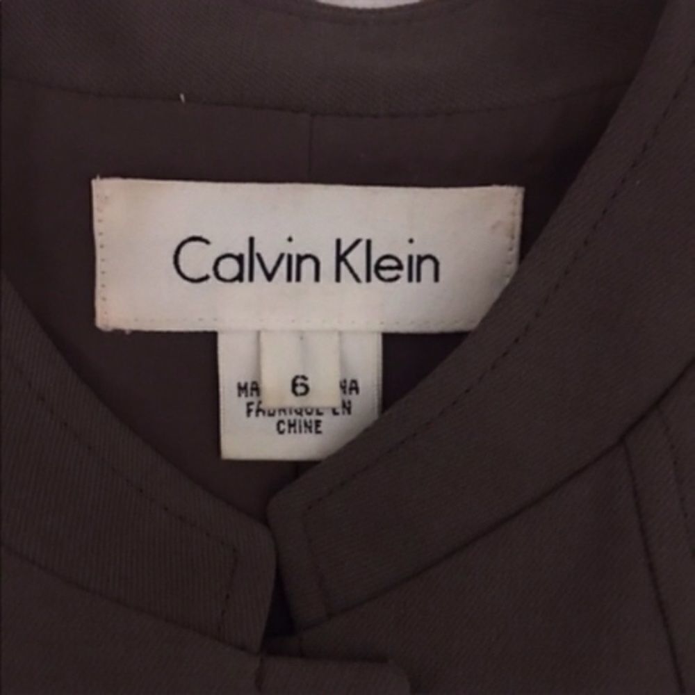 Calvin Klein SZ 6 basic lightweight jacket - image 3